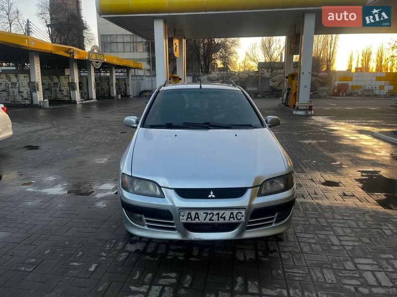 Mitsubishi Space Star 2004