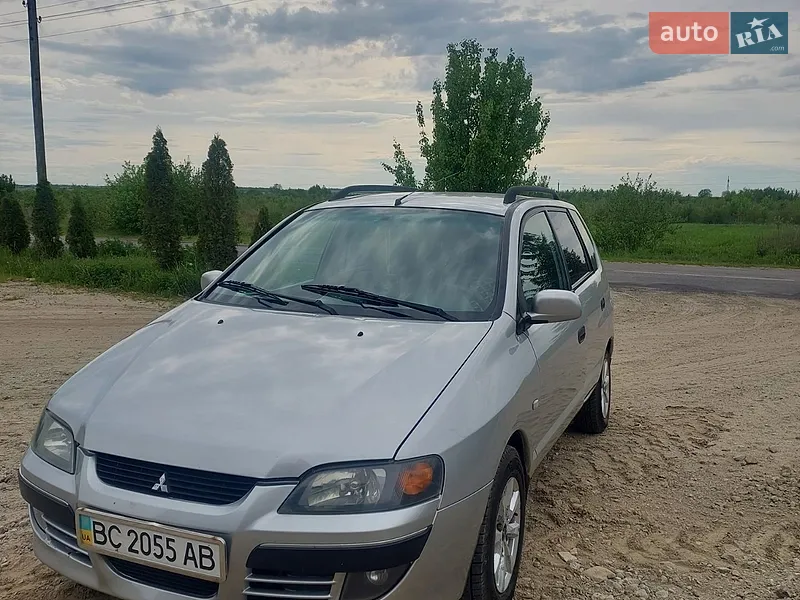 Mitsubishi Space Star 2004