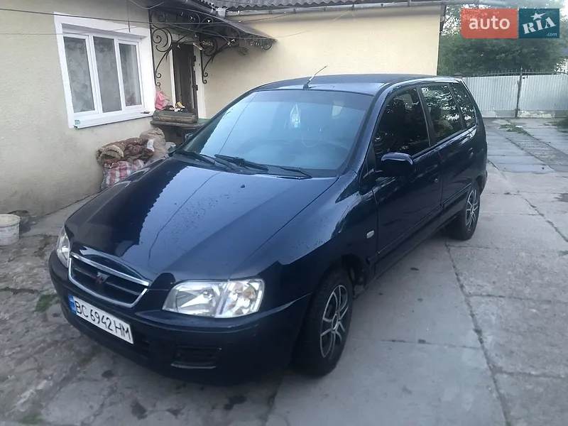 Mitsubishi Space Star 2001