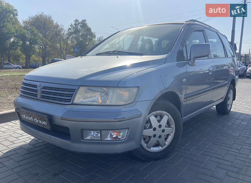 Mitsubishi Space Wagon 2003