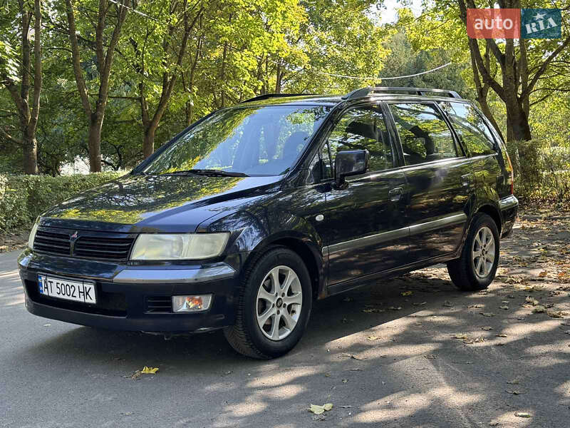 Мінівен Mitsubishi Space Wagon 2002 в Кам'янець-Подільському