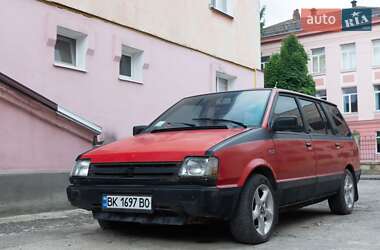 Минивэн Mitsubishi Space Wagon 1988 в 