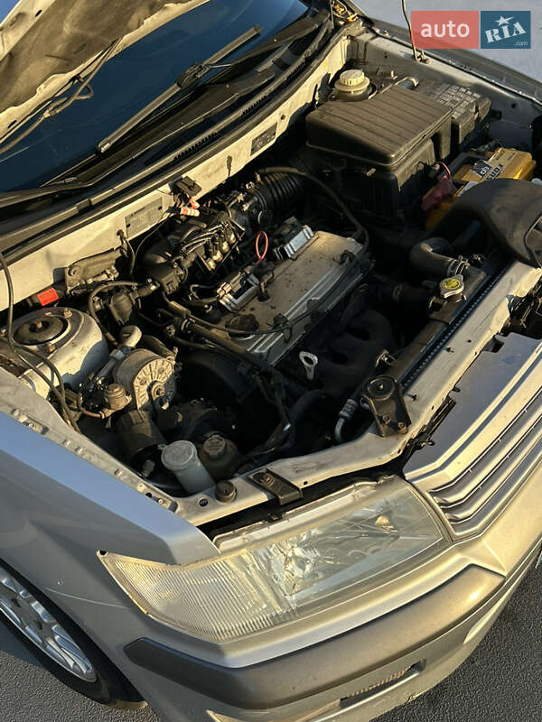 Минивэн Mitsubishi Space Wagon 2003 в Киеве