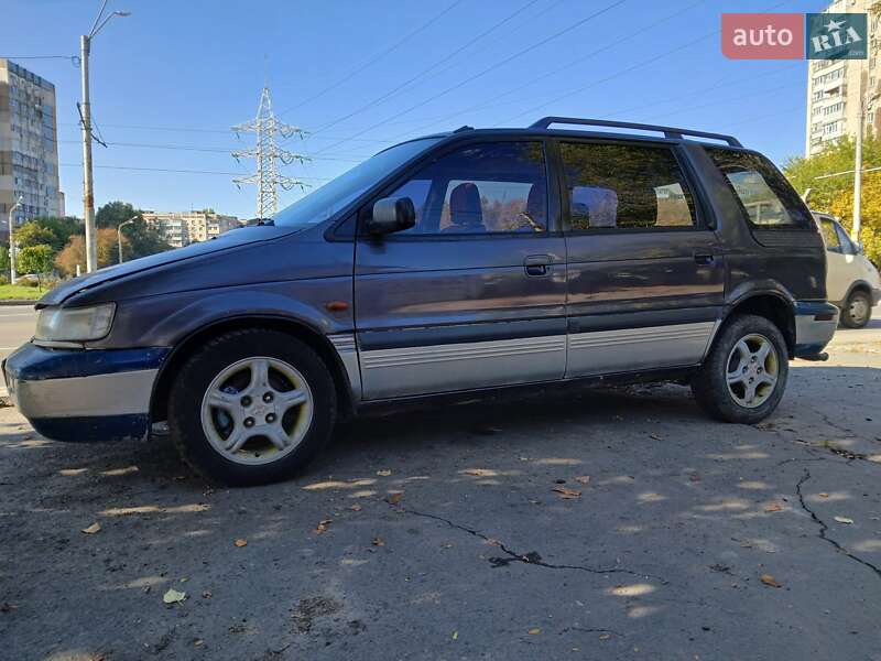 Минивэн Mitsubishi Space Wagon 1993 в Одессе