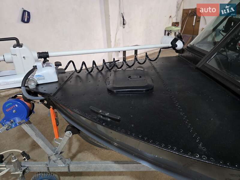 Катер МКМ Херсонка 1971 в Черновцах фото 19 Катер МКМ Херсонка 1971 в Черновцах