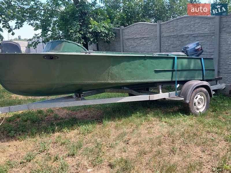 Лодка МКМ Херсонка 1980 в Криничках