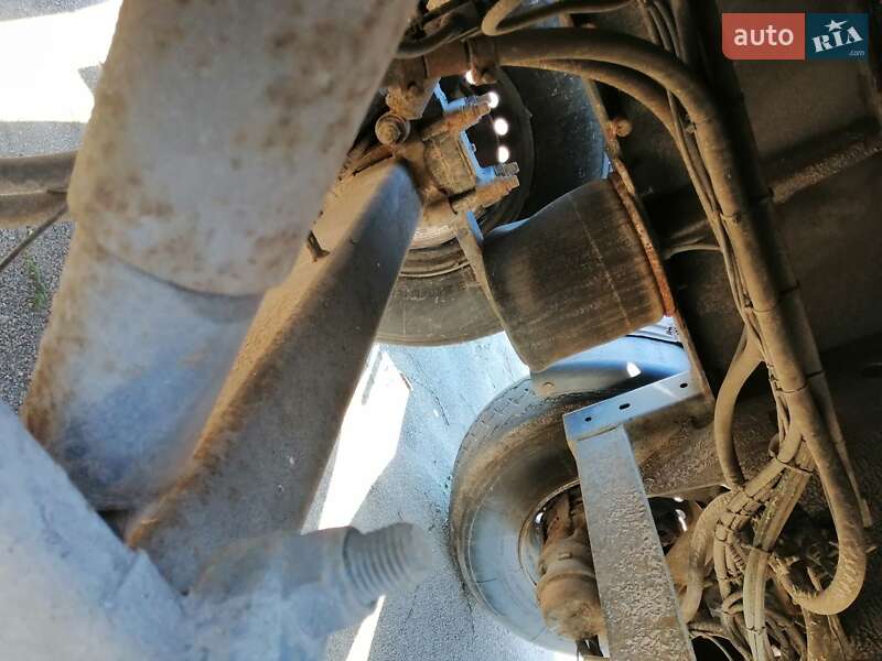 Самоскид напівпричіп Moeslein SMR-3 2006 в Кременчуці