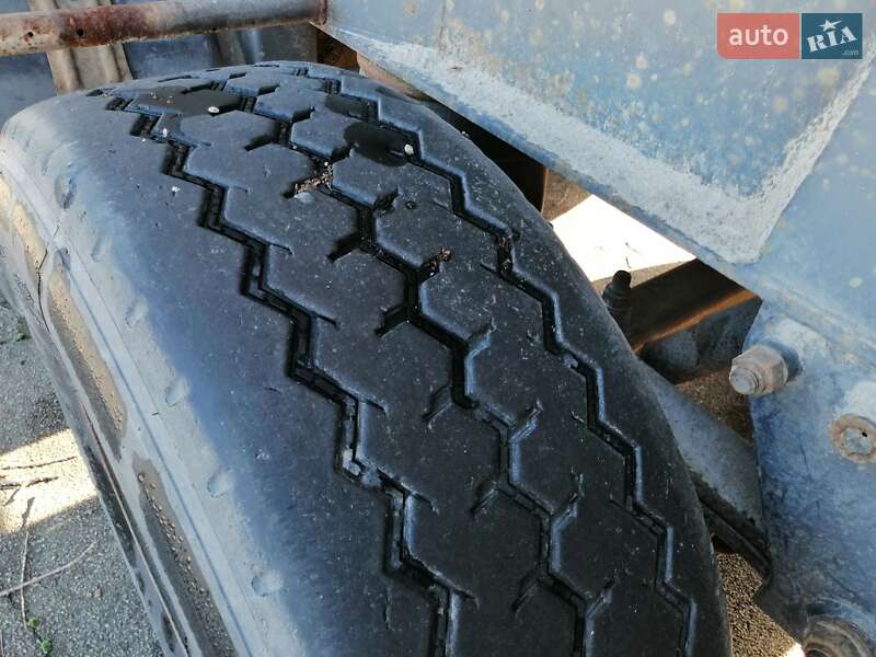 Самоскид напівпричіп Moeslein SMR-3 2006 в Кременчуці