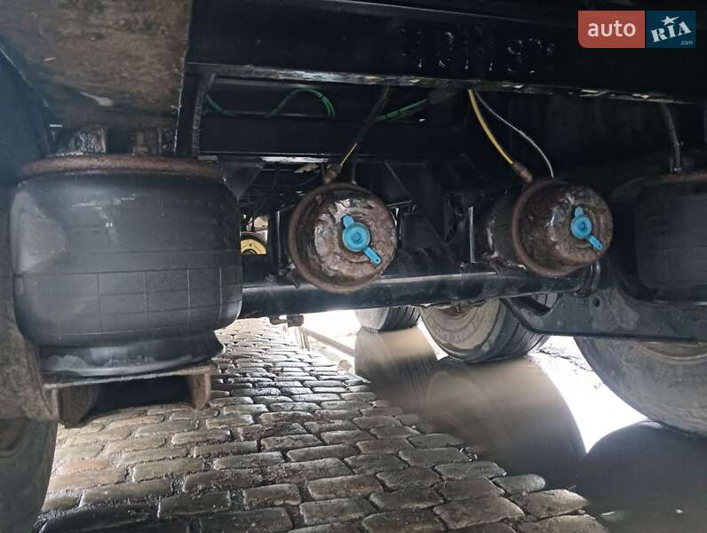 Тентованный борт (штора) - полуприцеп Montracon SMRC 2013 в Одессе