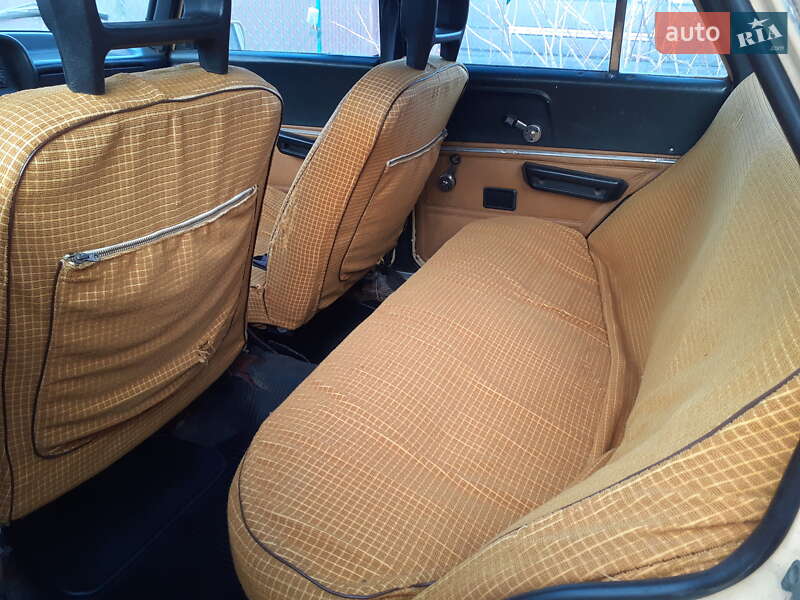 Седан Москвич/АЗЛК 2140 1985 в Владимире фото 5 Седан Москвич/АЗЛК 2140 1985 в Владимире