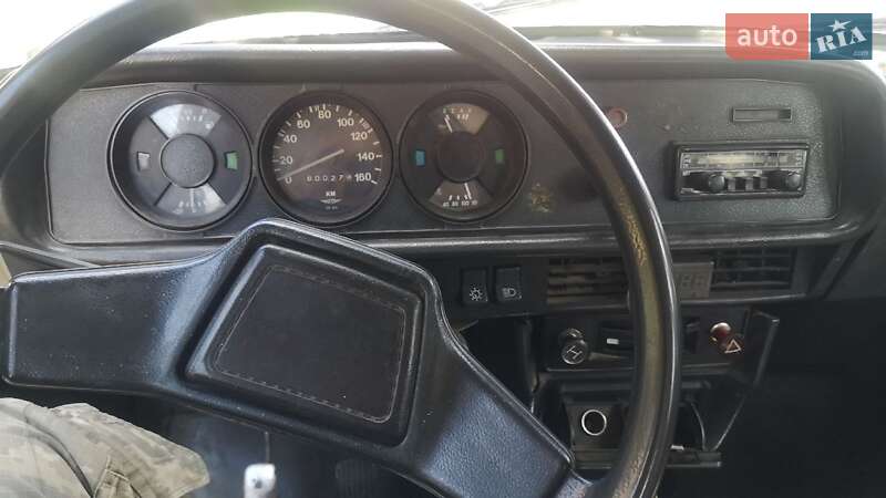 Седан Москвич/АЗЛК 2140 1986 в Борзне фото 10 Седан Москвич/АЗЛК 2140 1986 в Борзне