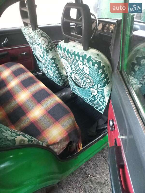 Седан Москвич/АЗЛК 2140 1987 в Сосницях фото 9 Седан Москвич/АЗЛК 2140 1987 в Сосницях
