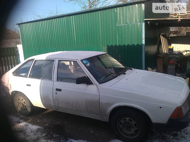 Хэтчбек Москвич/АЗЛК 2141 1991 в Яготине
