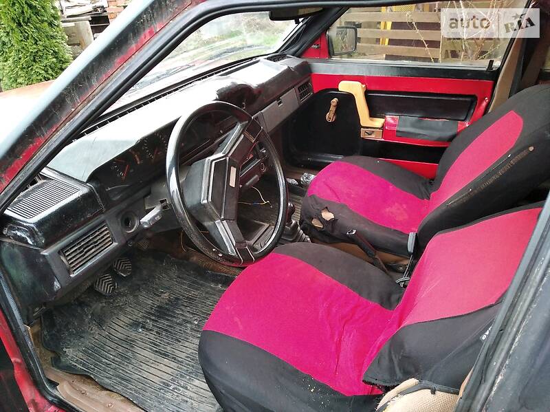 Хэтчбек Москвич/АЗЛК 2141 1992 в Львове