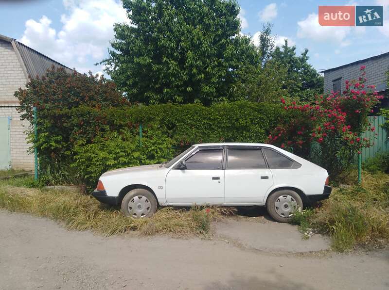 Хэтчбек Москвич/АЗЛК 2141 1991 в Кривом Роге