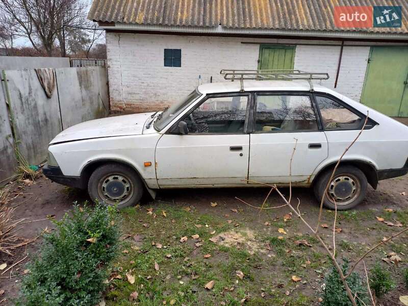 Седан Москвич/АЗЛК 2141 1993 в Борисполі