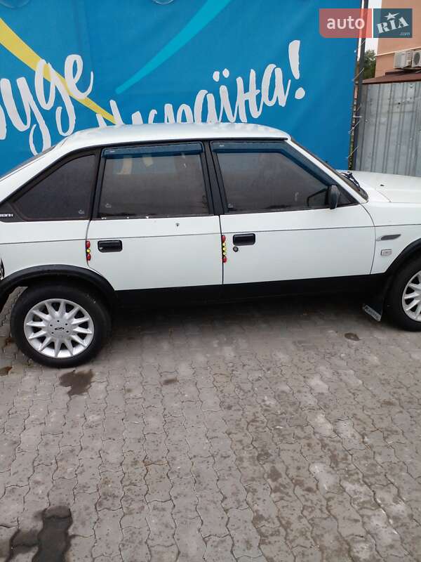 Хетчбек Москвич/АЗЛК 2141 1992 в Полтаві