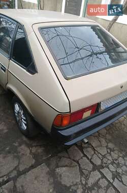 Хэтчбек Москвич/АЗЛК 2141 1990 в 
