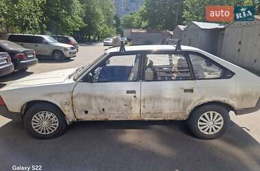 Хэтчбек Москвич/АЗЛК 2141 1988 в 