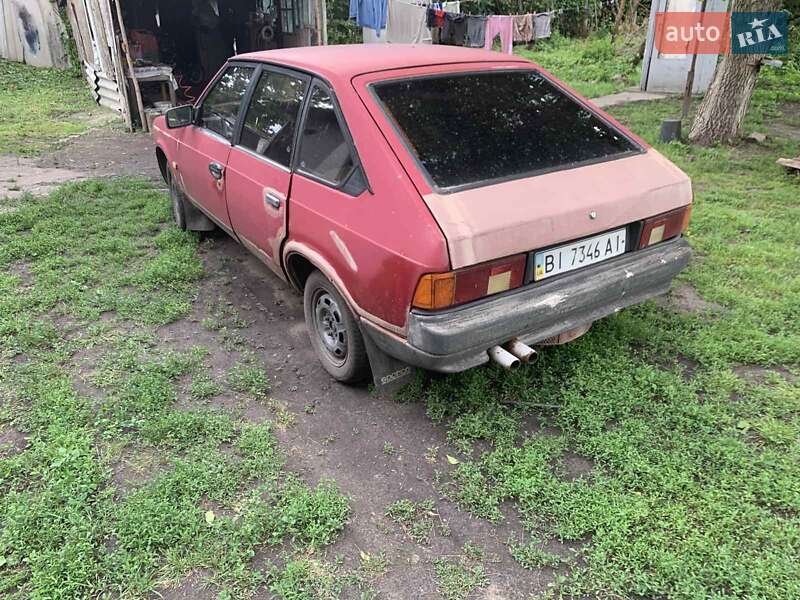 Хэтчбек Москвич/АЗЛК 2141 1992 в 