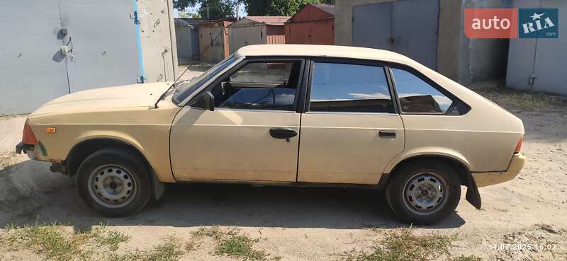 Хетчбек Москвич/АЗЛК 2141 1990 в Кременчуці