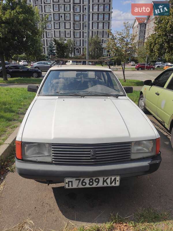 Хетчбек Москвич/АЗЛК 2141 1990 в Києві