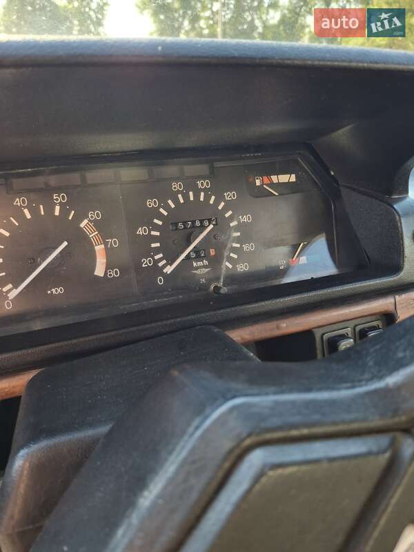 Хетчбек Москвич/АЗЛК 2141 1990 в Синельниковому