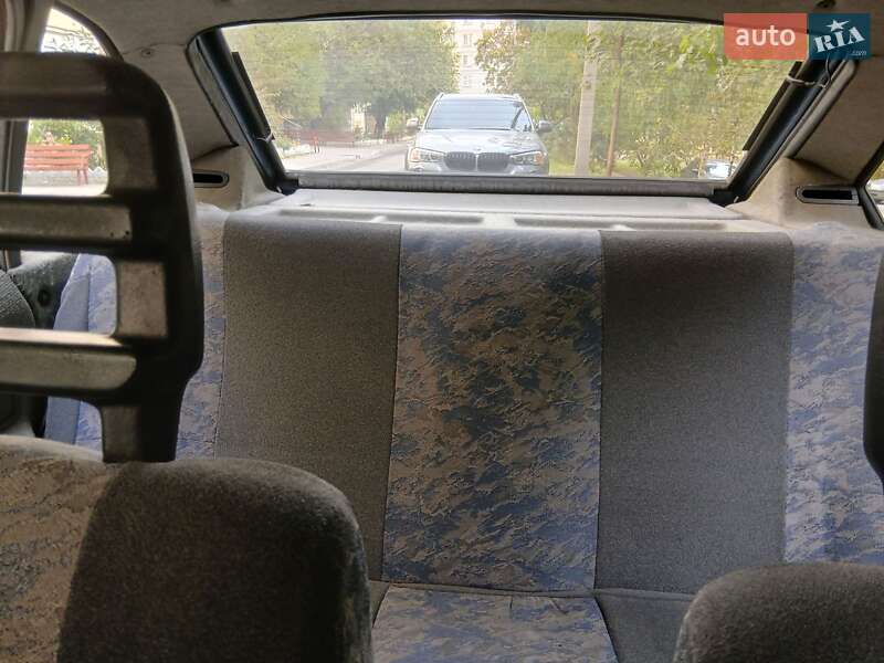 Хетчбек Москвич/АЗЛК 2141 1990 в Харкові