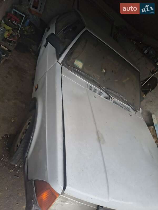 Хетчбек Москвич/АЗЛК 2141 1991 в Звенигородці фото 2 Хетчбек Москвич/АЗЛК 2141 1991 в Звенигородці