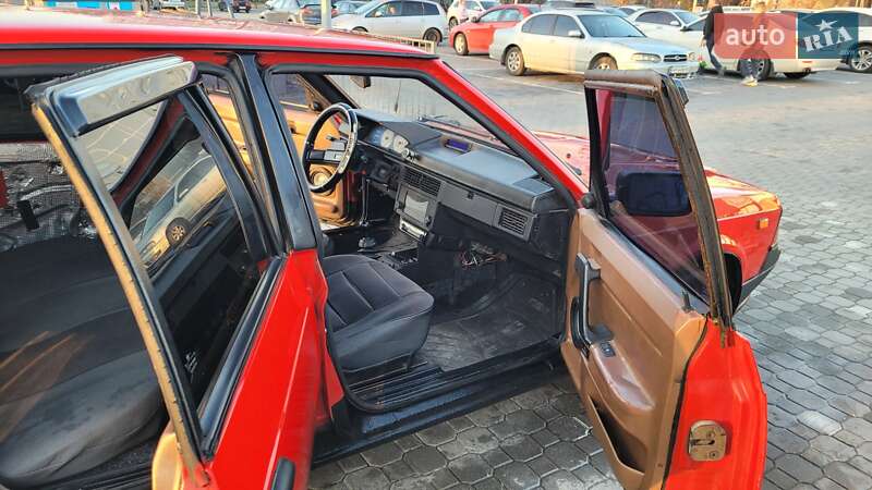 Хэтчбек Москвич/АЗЛК 2141 1990 в Запорожье