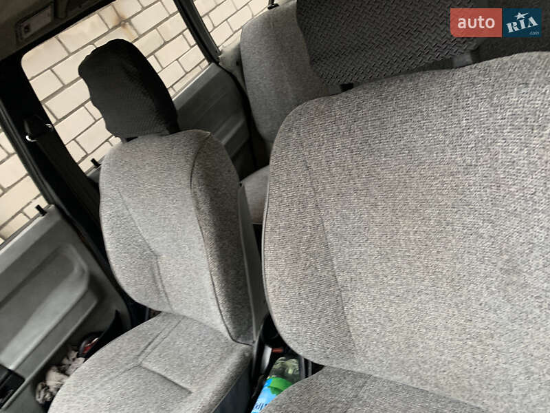 Хэтчбек Москвич/АЗЛК 2141 1991 в Днепре фото 16 Хэтчбек Москвич/АЗЛК 2141 1991 в Днепре