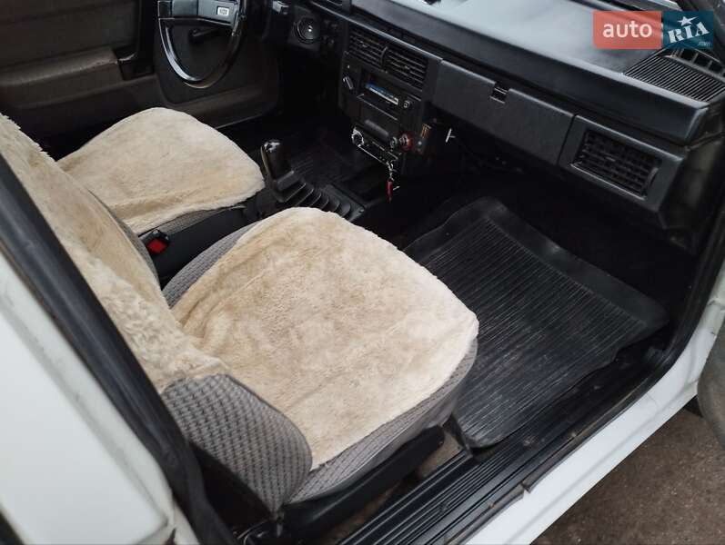 Хэтчбек Москвич/АЗЛК 2141 1992 в Кременце