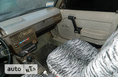 Хэтчбек Москвич/АЗЛК 2141 1989 в 