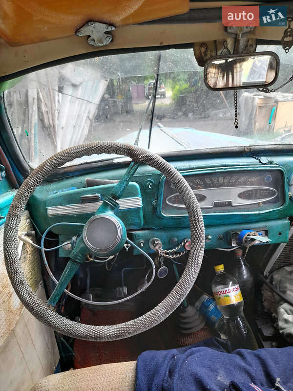 Хэтчбек Москвич/АЗЛК 401 1955 в Дымере фото 5 Хэтчбек Москвич/АЗЛК 401 1955 в Дымере