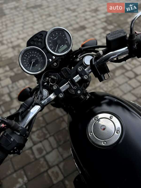 Мотоцикл Классик Moto Guzzi V7 Stone 2014 в Одессе