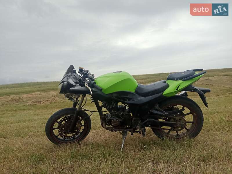 Спортбайк Musstang 250 2014 в Березівці