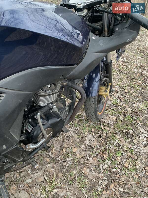 Спортбайк Musstang MT 200-10 2014 в Киеве фото 8 Спортбайк Musstang MT 200-10 2014 в Киеве