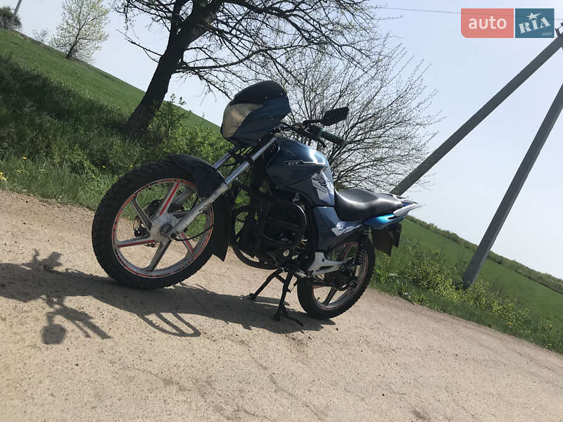 Спортбайк Musstang MT150-6 2013 в Новоукраїнці