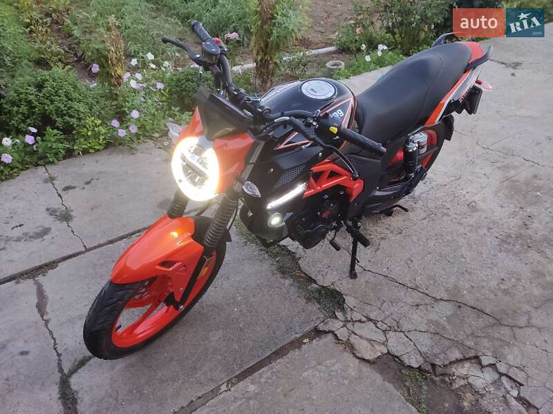 Мотоцикл Без обтекателей (Naked bike) Musstang XTREET 250 2023 в Килии
