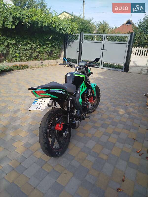 Грузовые мотороллеры, мотоциклы, скутеры, мопеды Musstang XTREET 250 2023 в Русской Поляне фото 5 Грузовые мотороллеры, мотоциклы, скутеры, мопеды Musstang XTREET 250 2023 в Русской Поляне