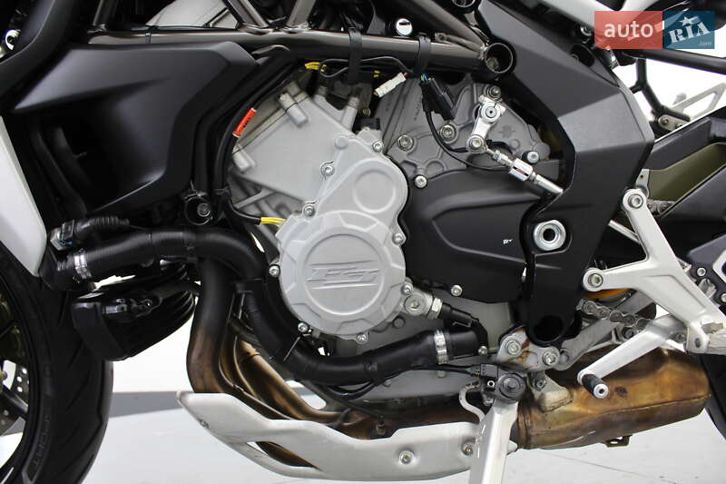 Мотоцикл Без обтікачів (Naked bike) Mv agusta Brutale 2014 в Гнівані