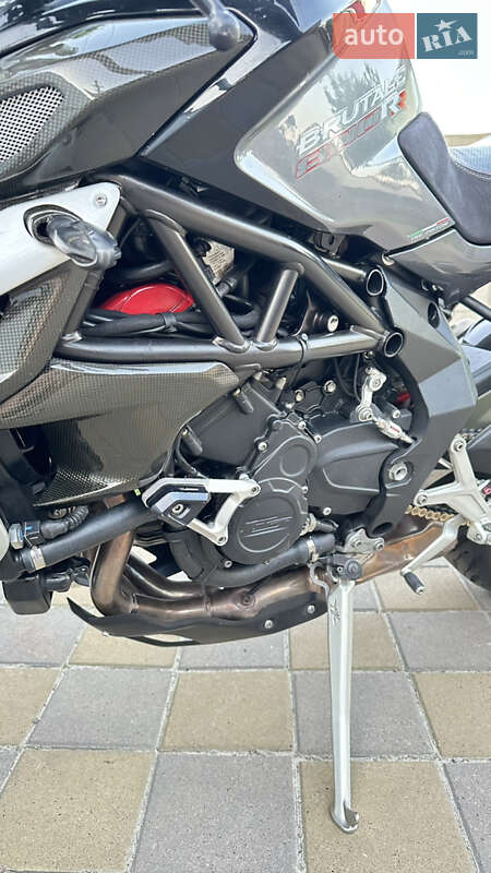 Мотоцикл Без обтекателей (Naked bike) Mv agusta Brutale 2015 в Киеве