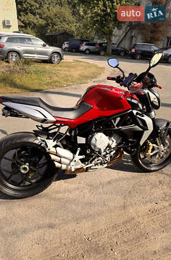 Мотоцикл Без обтекателей (Naked bike) Mv agusta Brutale 2013 в 