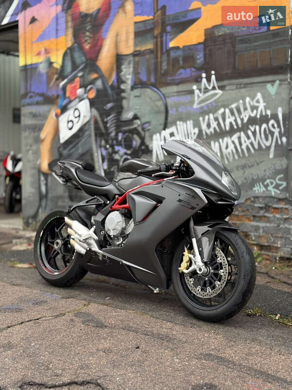 Спортбайк Mv agusta F3 2015 в Києві фото Спортбайк Mv agusta F3 2015 в Києві