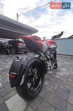 Мотоцикл Без обтекателей (Naked bike) Mv agusta Rivale 2016 в 