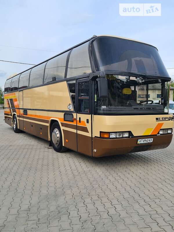 Туристический / Междугородний автобус Neoplan N 116 1998 в Коломые