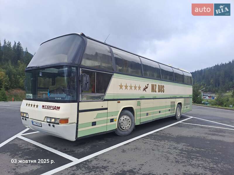 Туристический / Междугородний автобус Neoplan N 116 1989 в Яремче фото 3 Туристический / Междугородний автобус Neoplan N 116 1989 в Яремче