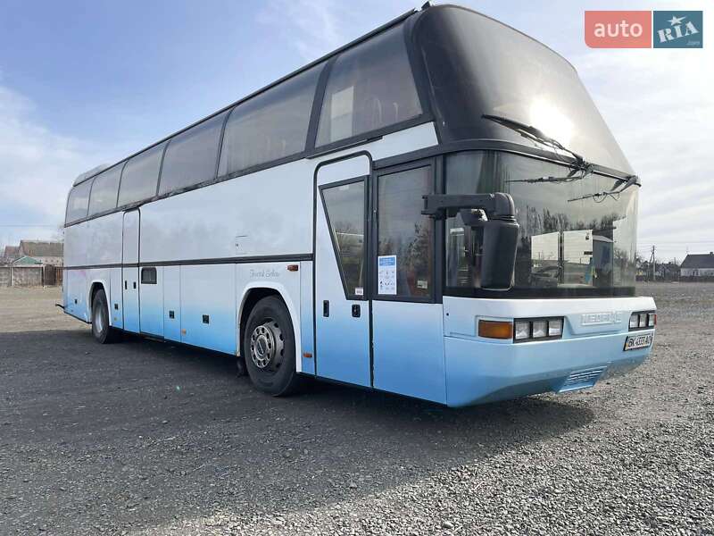 Туристический / Междугородний автобус Neoplan N 117 1997 в Владимирце