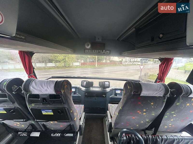 Туристический / Междугородний автобус Neoplan N 117 2000 в Снятине фото 6 Туристический / Междугородний автобус Neoplan N 117 2000 в Снятине