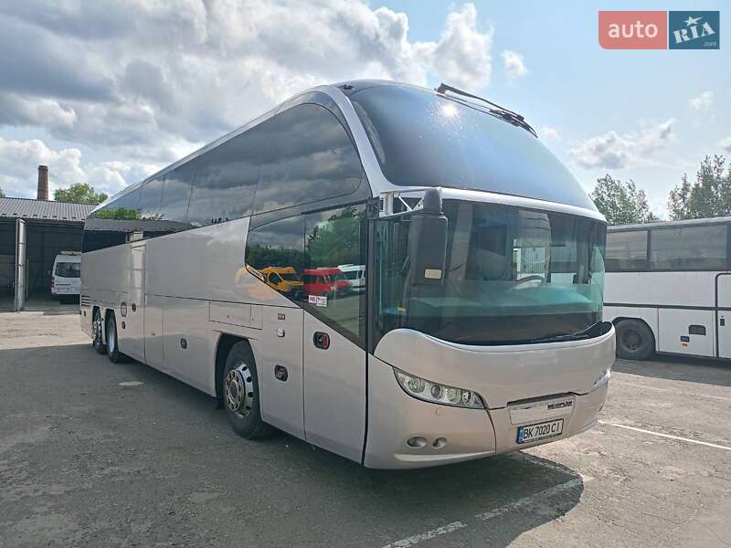 Туристический / Междугородний автобус Neoplan N 1217 2010 в 
